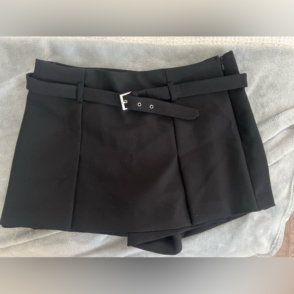Zara Skort with belt